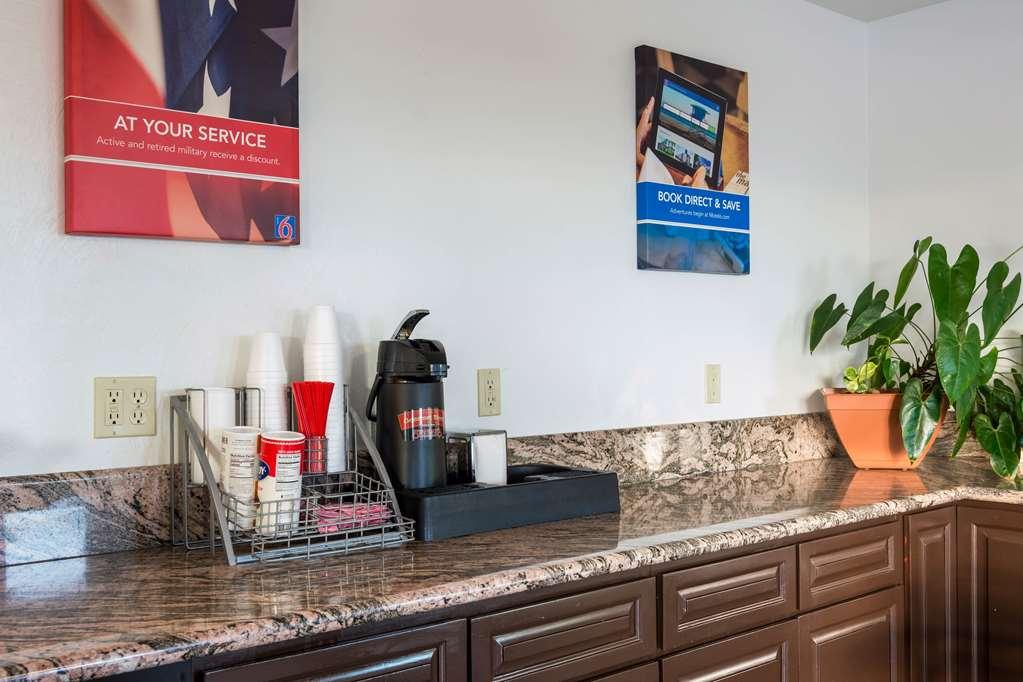 Motel 6-Wilsonville, Or - Portland Restaurant photo